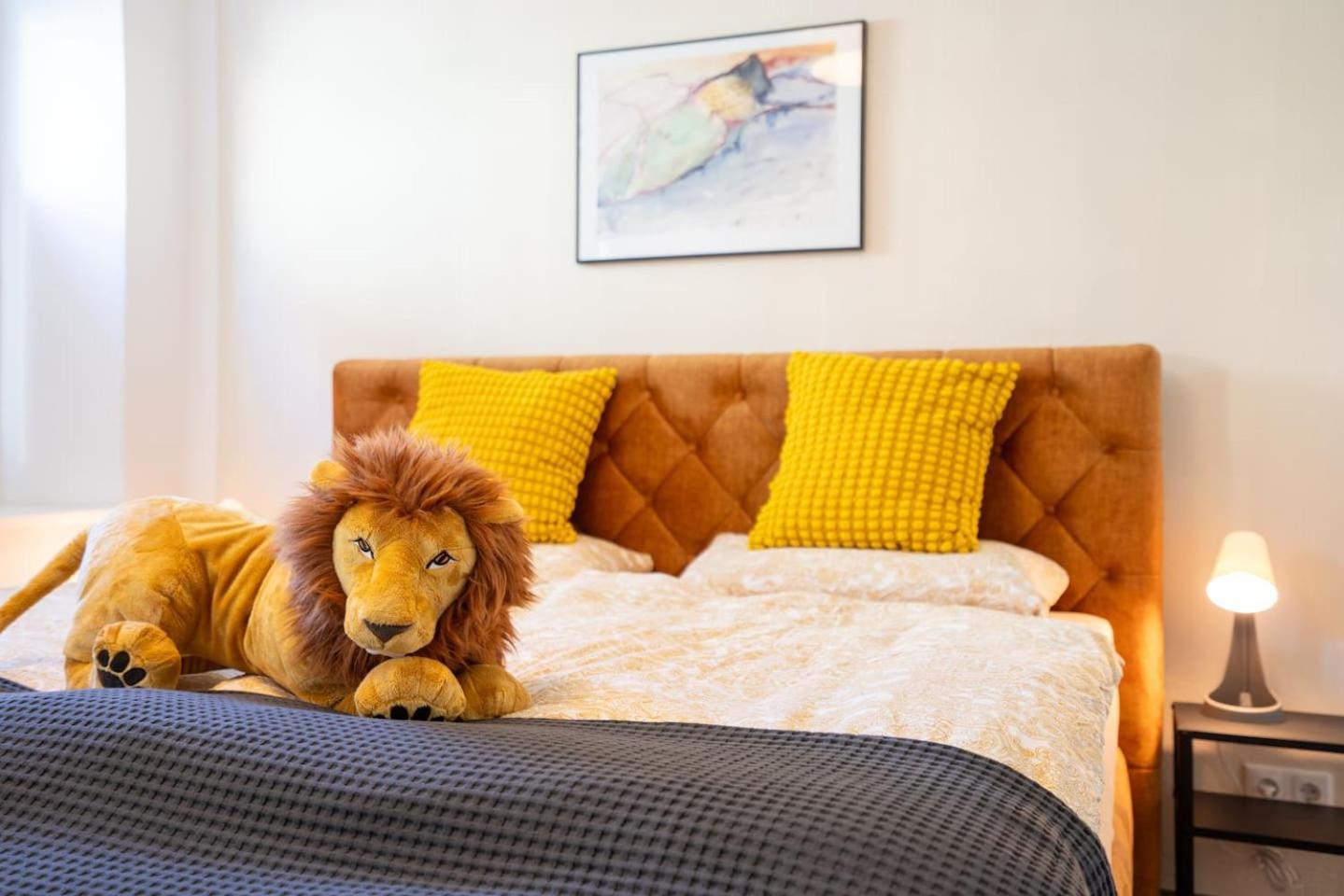 Nice2Be Lions Love - Augsburg Zentrum Exteriér fotografie